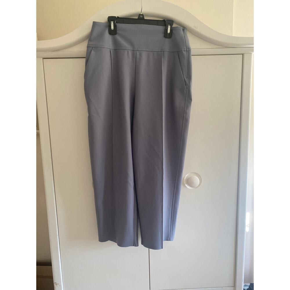 Athleta  High Rise Pant Size 6 New condition gray